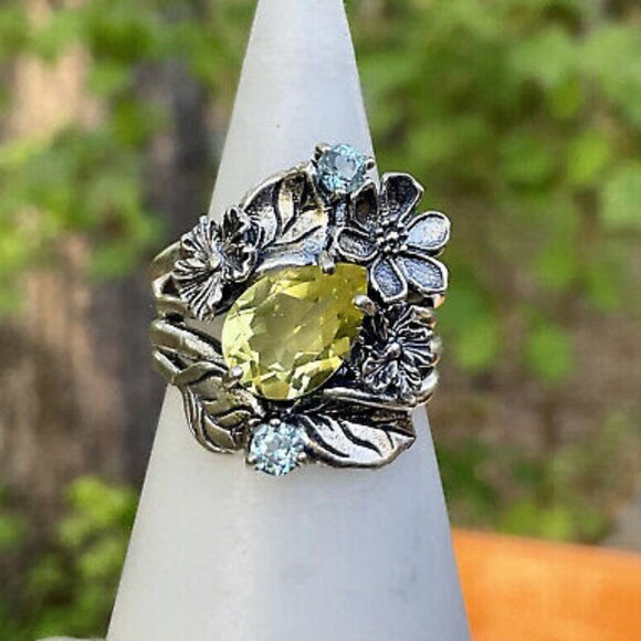 Or Paz Silver Floral Ring with Yellow and Blue Stones - Picture 6 of 8